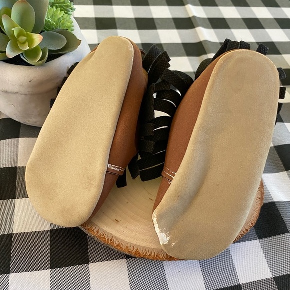 Old Navy faux baby Mocs - Picture 2 of 6